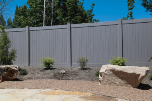 picture of gray fencing by haven yard fencing