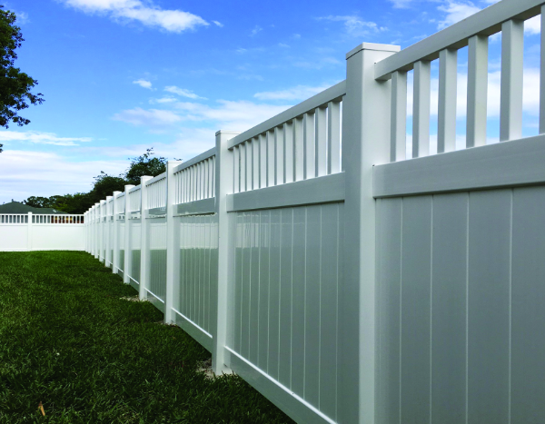 picture of fenced yard by haven yard fencing
