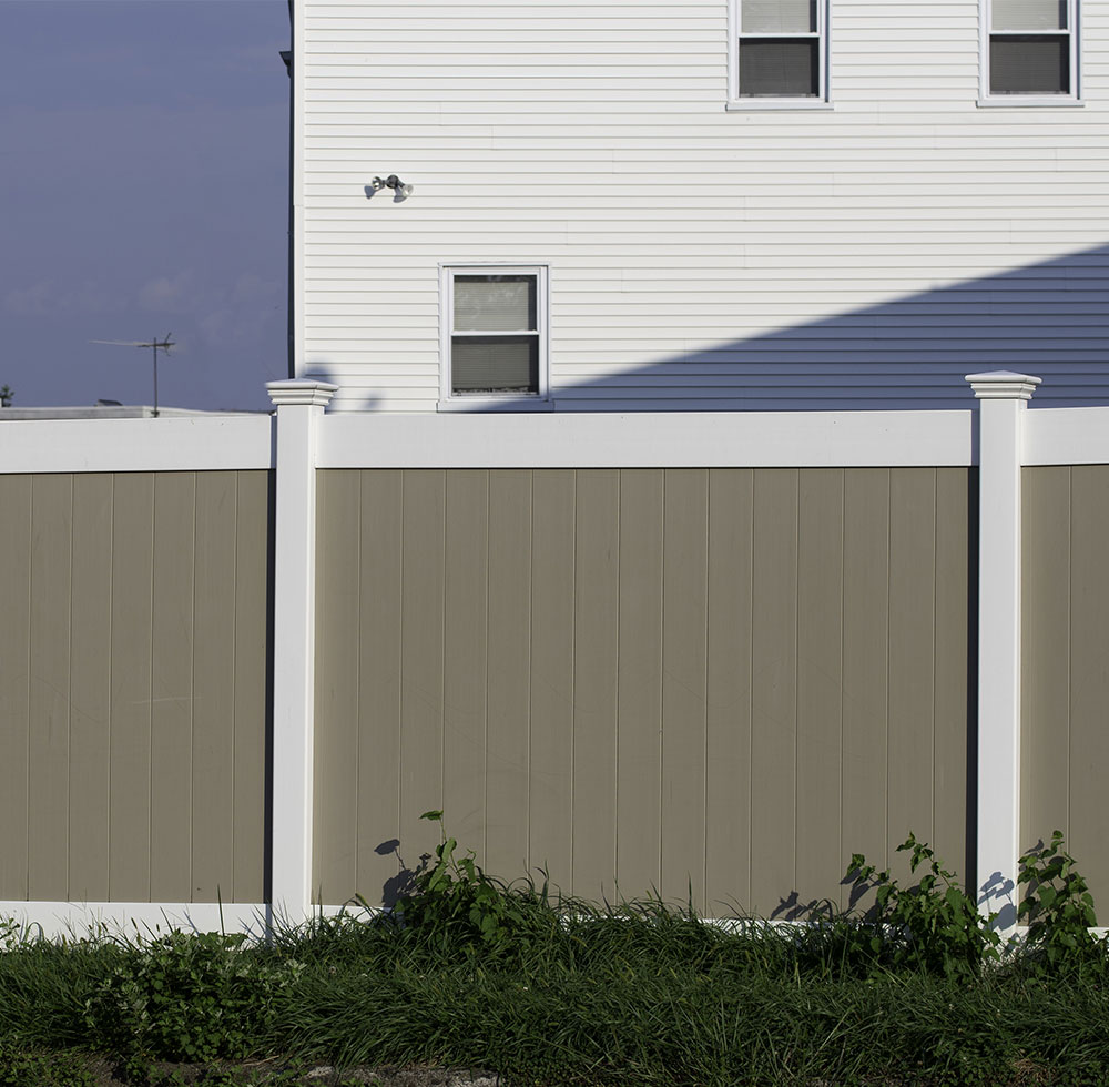picture of vinyl fencing by haven yard fencing in provo